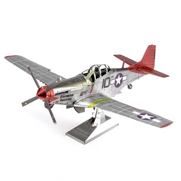 Miniatura Metal Earth Icx142 P-51D Mustang
